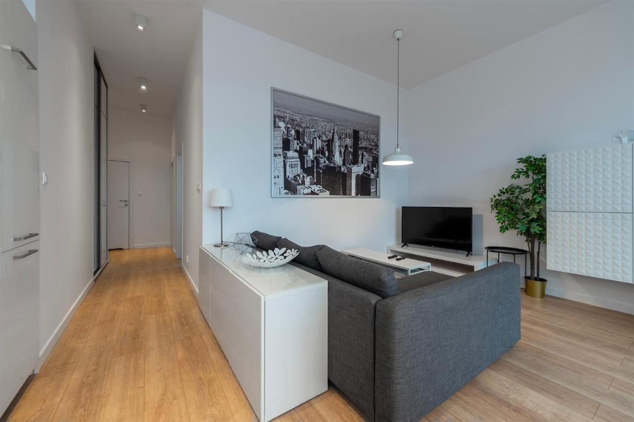 Appartement Penthouse With A View Of Lodz & Free Parking Extérieur photo